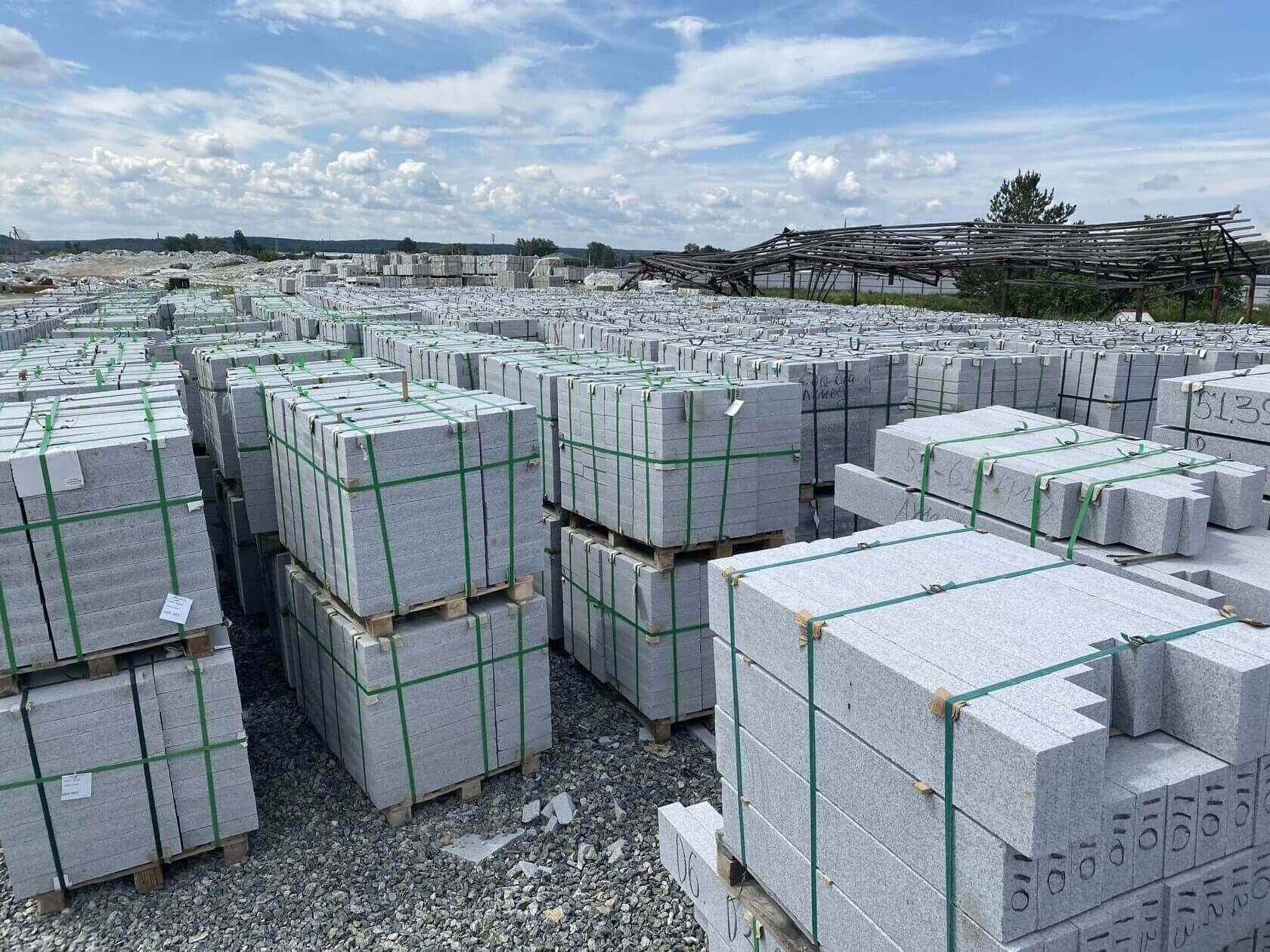 ДО 17 000 м² ПРОДУКЦИИ ЕЖЕМЕСЯЧНО В Лобне